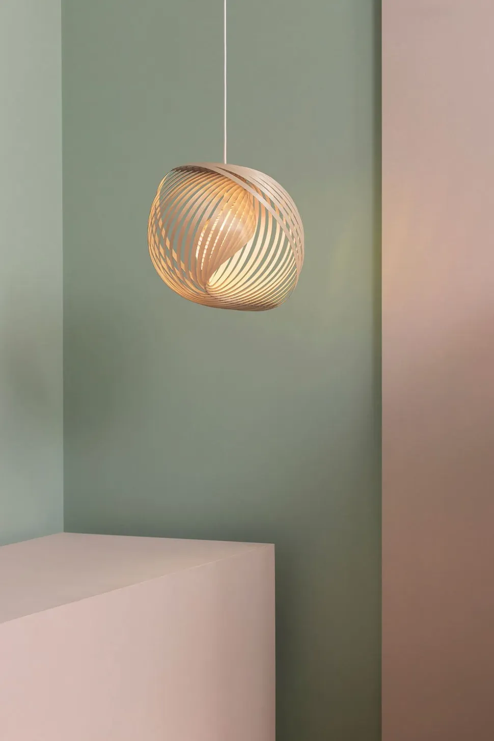Adilo Small 8201 Taklampa | Björk