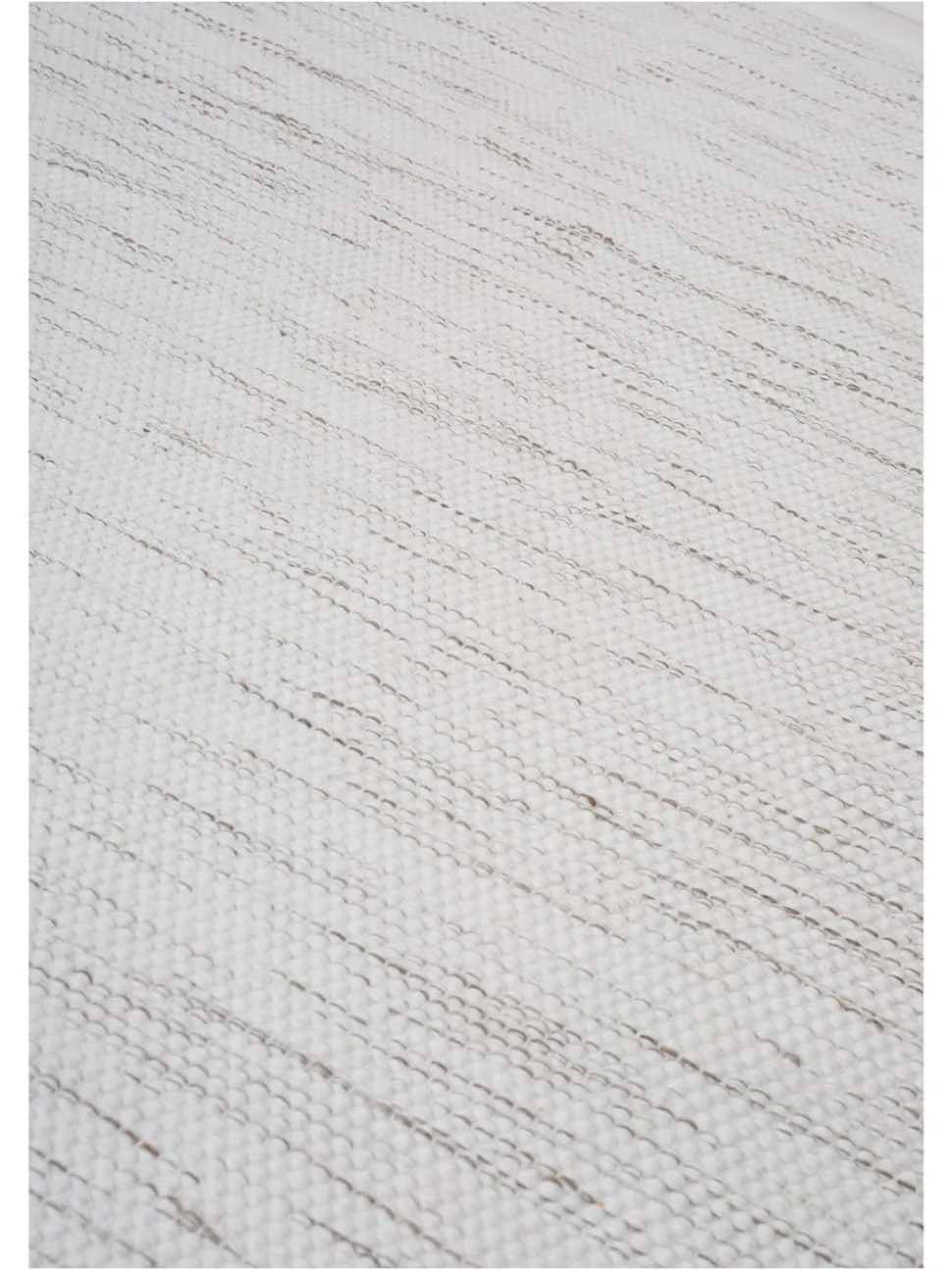 Adonic Mist Matta | Off White | 200x300