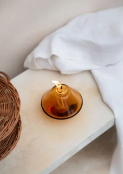 AKI Oljelampa Amber | Liten