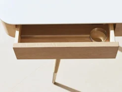 AK 1330 Skrivbord