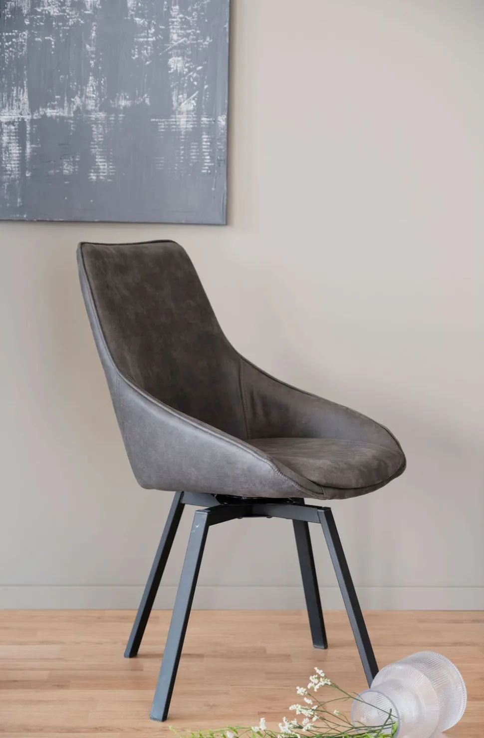 Alison Stol | Mörkgrå Microfiber | Svarta Metallben