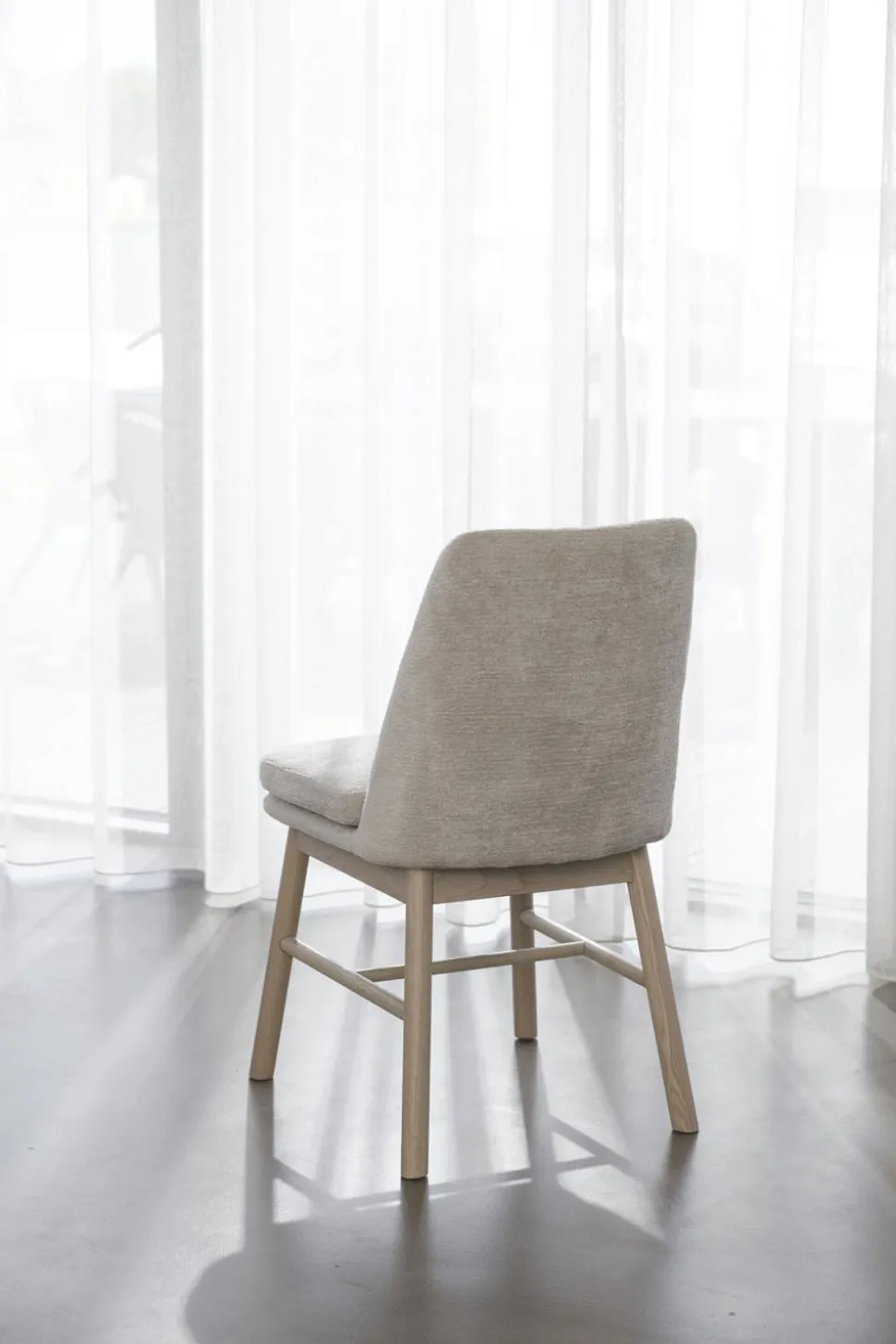 Amesbury Stol | Ljusbeige / Vitpigm.