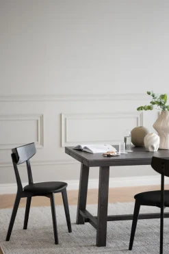 Ami Stol | Svartbetsad Ek, Svart