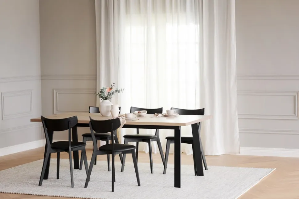 Ami Stol | Svartbetsad Ek, Svart