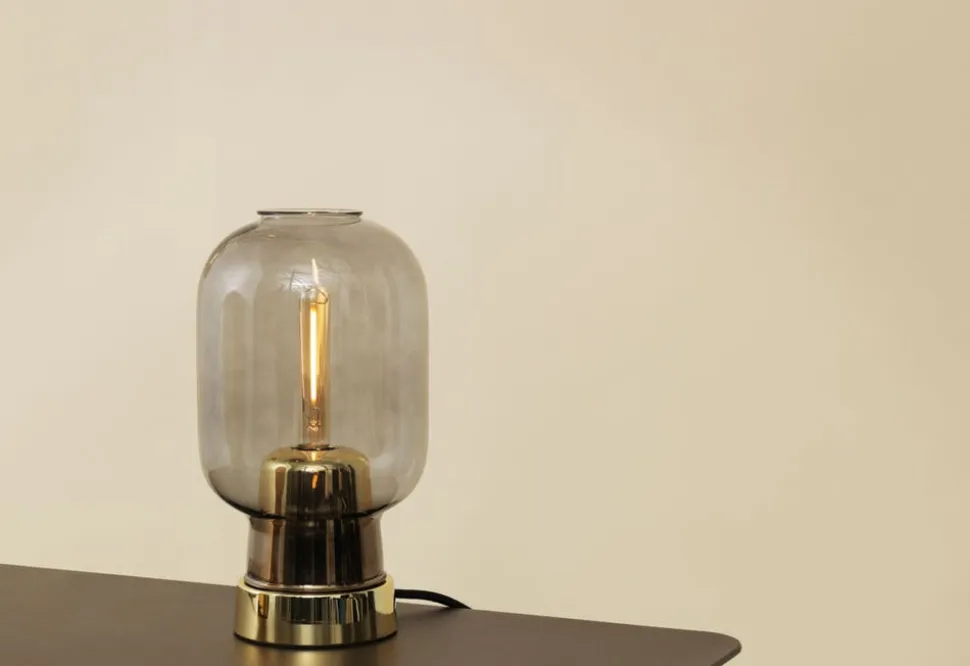 Amp Bordslampa Mässing / Rök