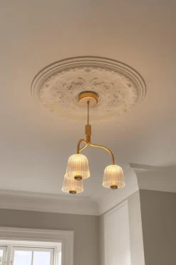 Asteea 3 Ljuskrona | Satin Brass/Ripple Clear