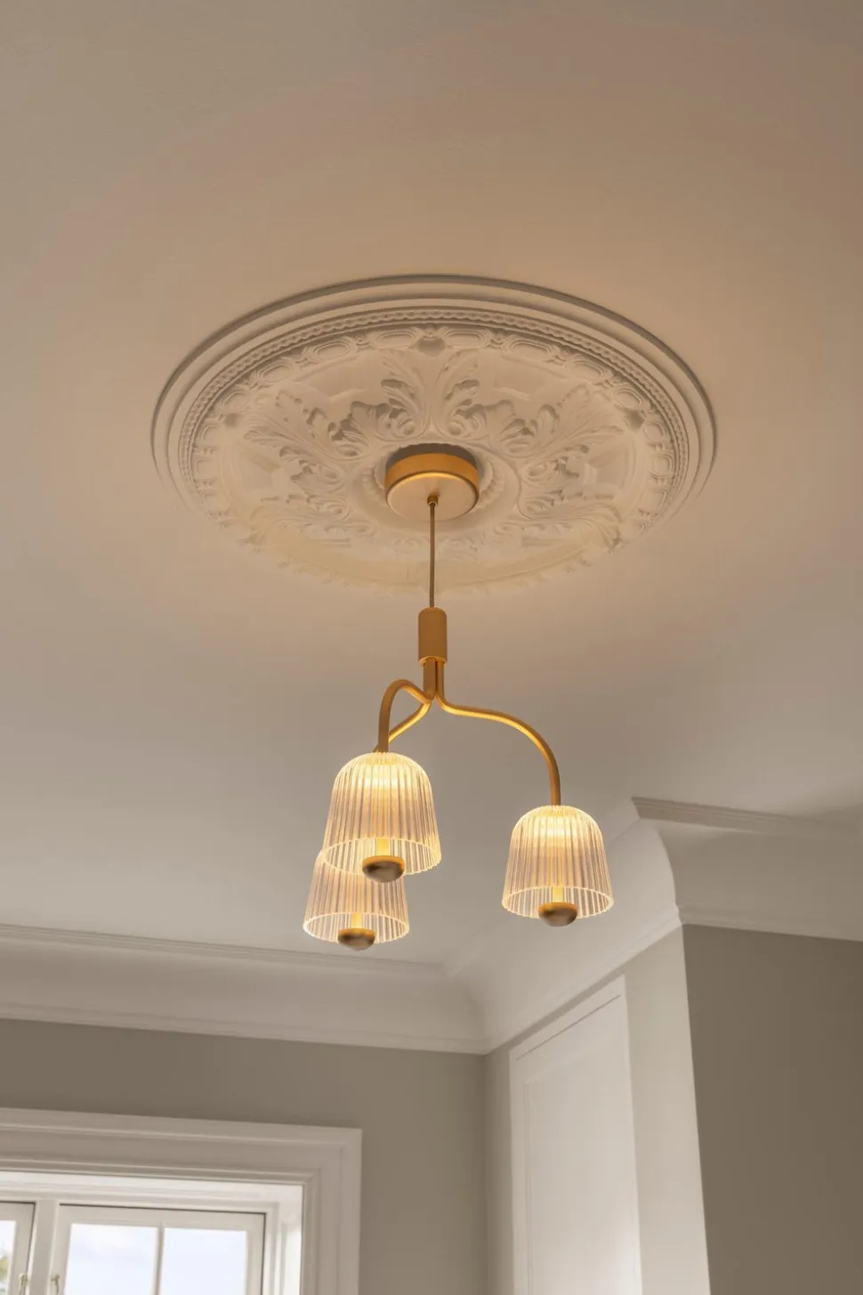Asteea 3 Ljuskrona | Satin Brass/Ripple Clear
