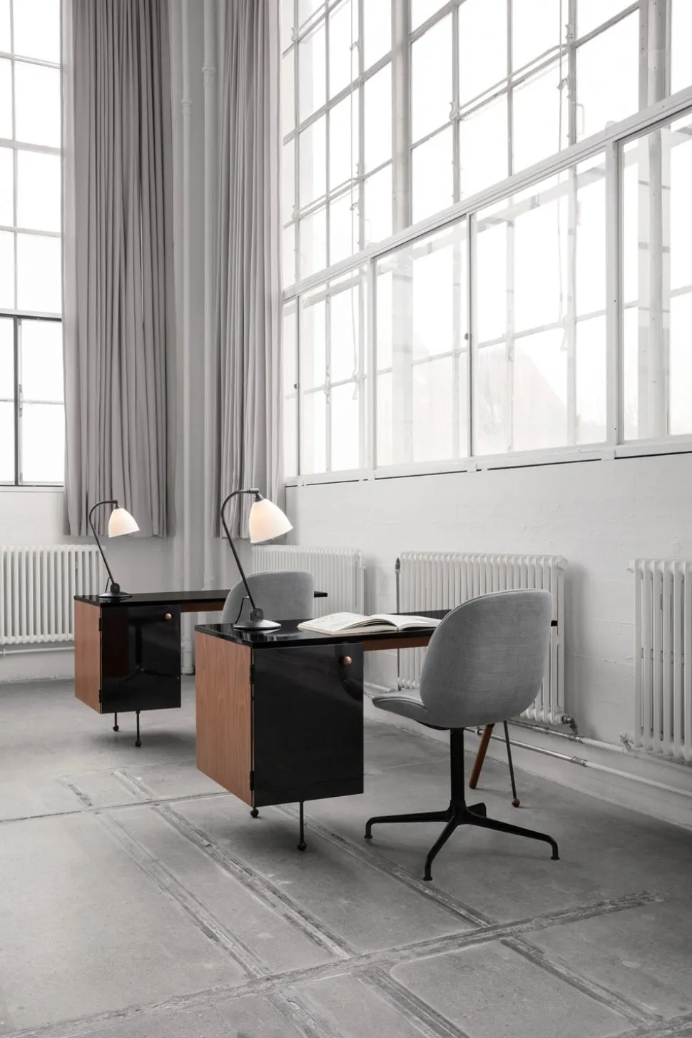Bestlite BL2 Bordslampa | Mässing, Bone China