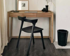 Bok Stol | Svartlackad Ek | Träsits