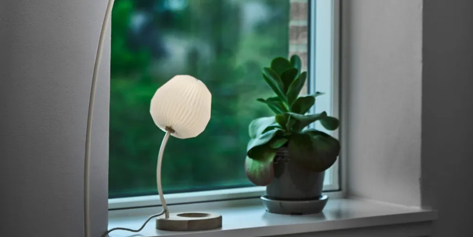 Bouquet Bordslampa | Cream White