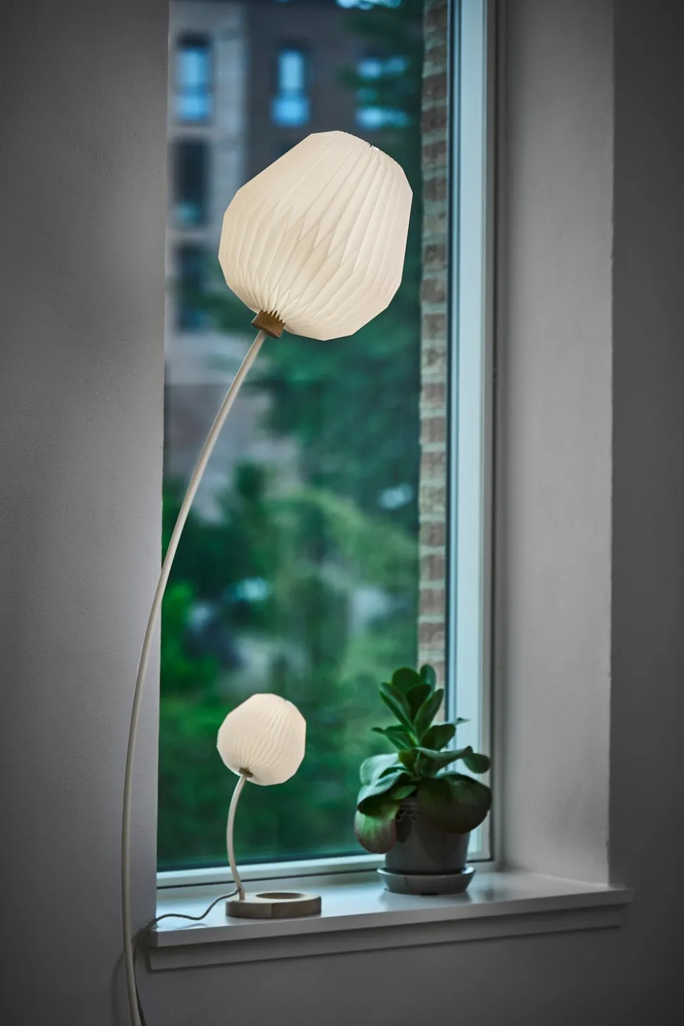 Bouquet Bordslampa | Cream White