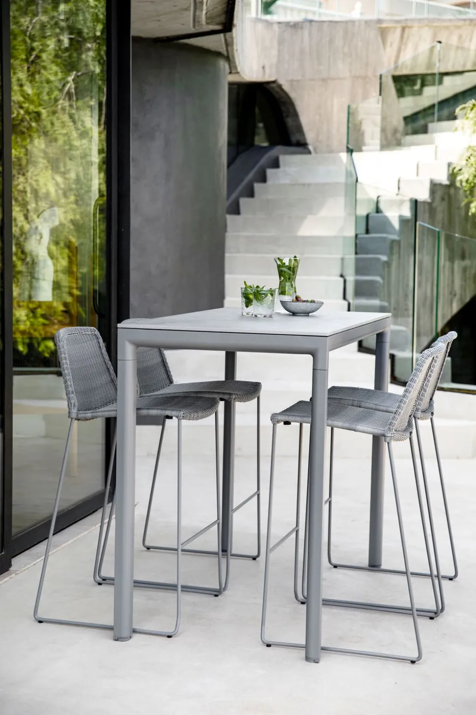 Breeze barstol | White/ Grey