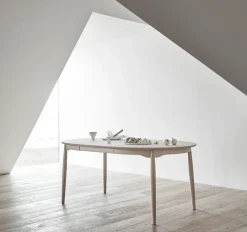 Carl Bord Ø 115 | Delad Skiva, Ljus Mattlackad Ek