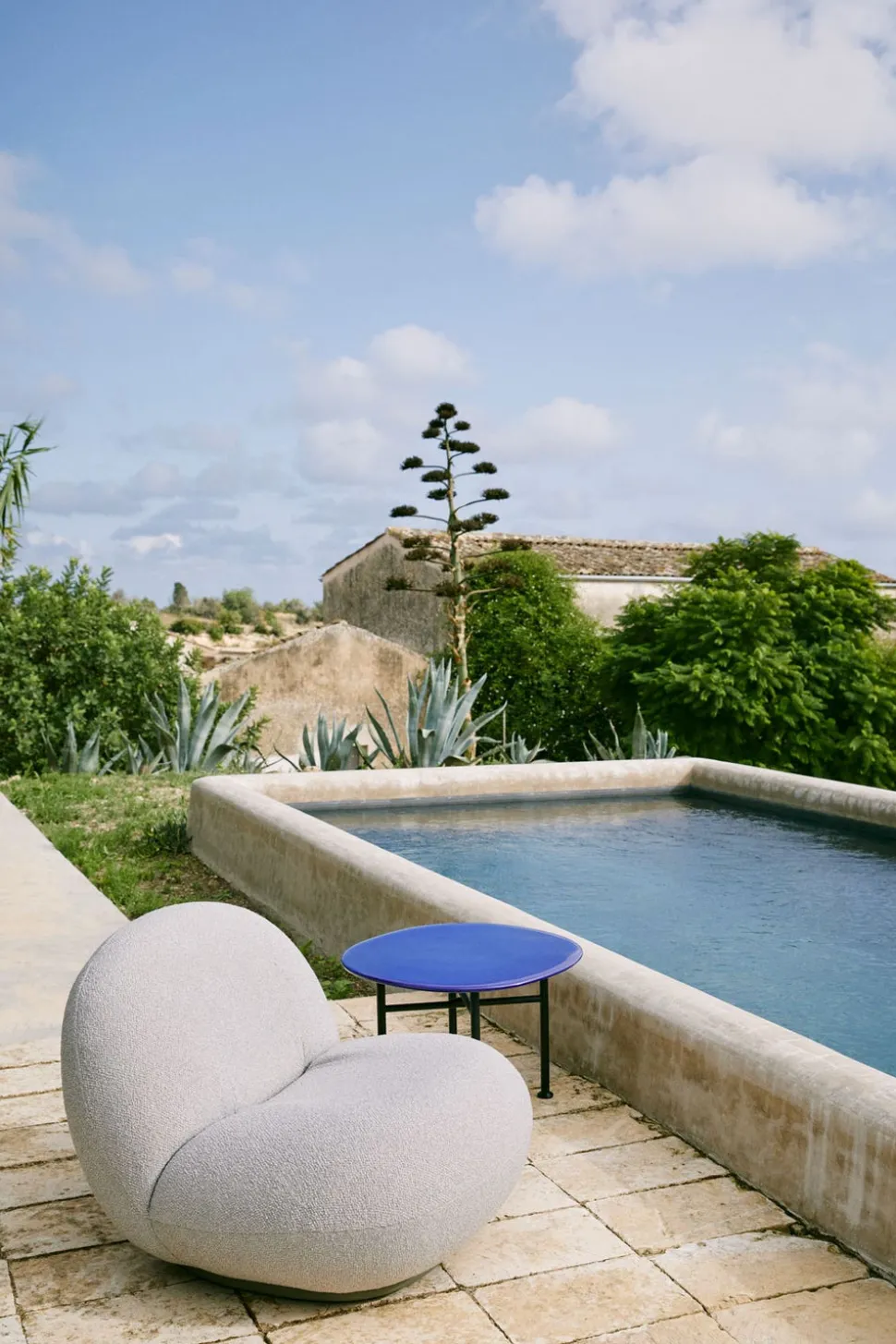 Carmel Soffbord | Pacific Blue