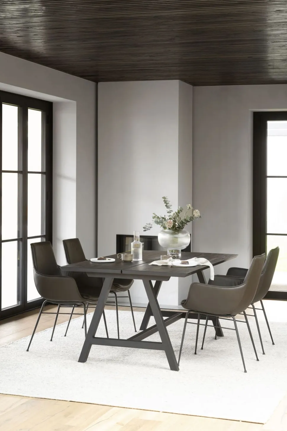 Carradale Matbord | 170 Svart Ek, A-Ben