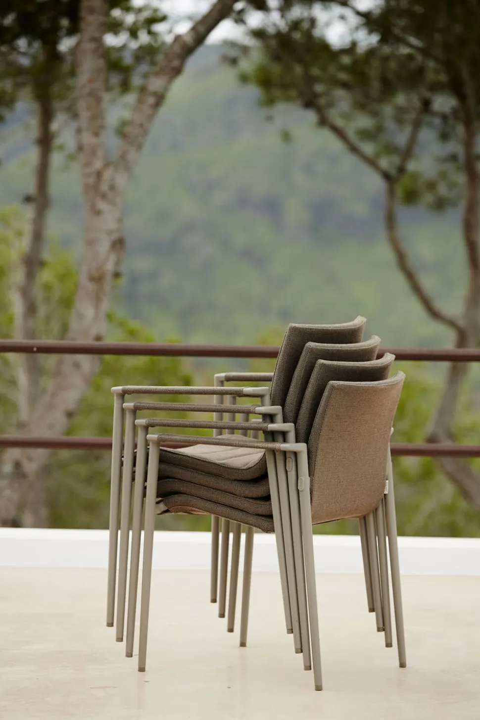Core Karmstol | Taupe