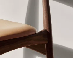 Cow Horn stol Hallingdal 180, walnut