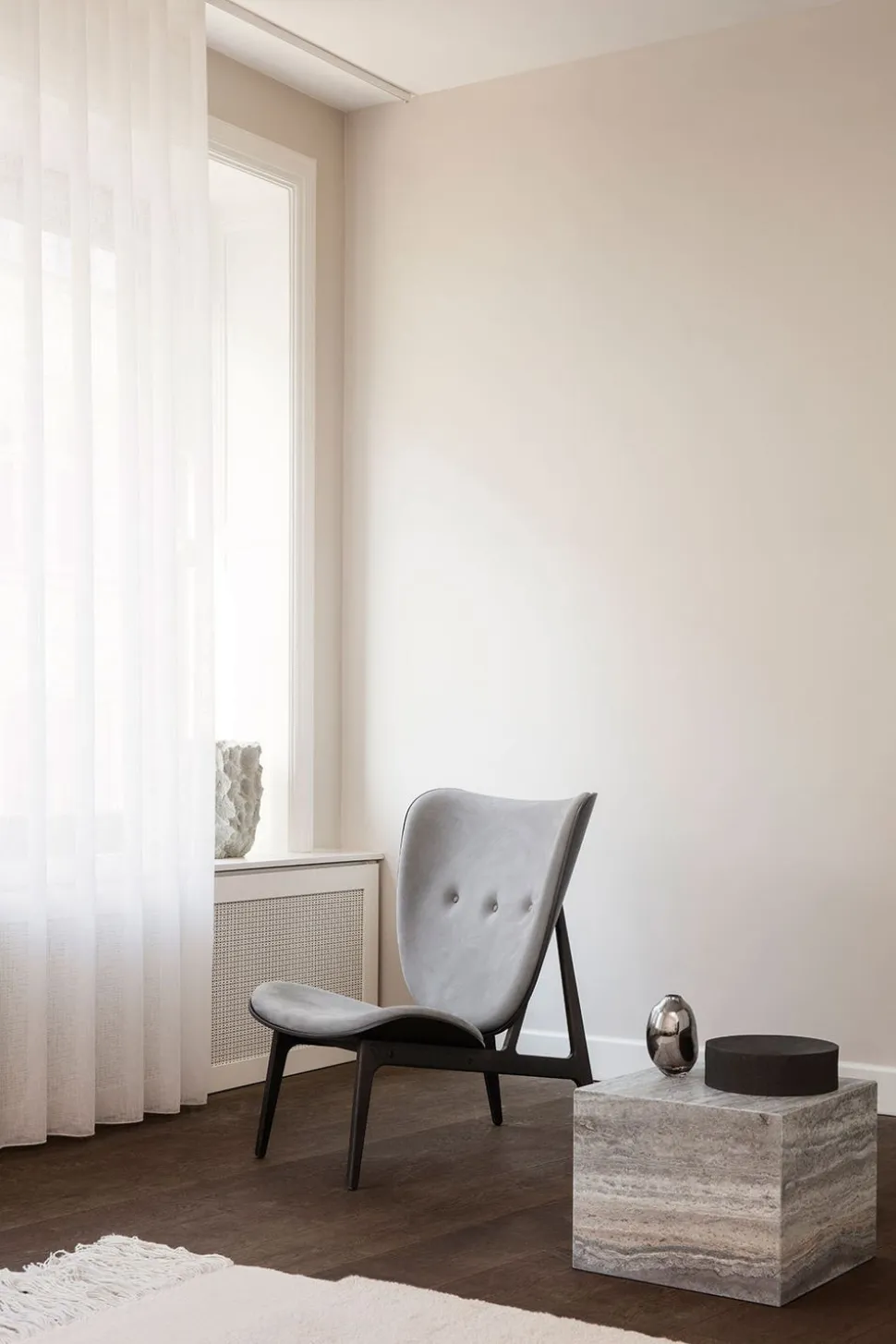 Cubism Soffbord | Small | Silver Travertine