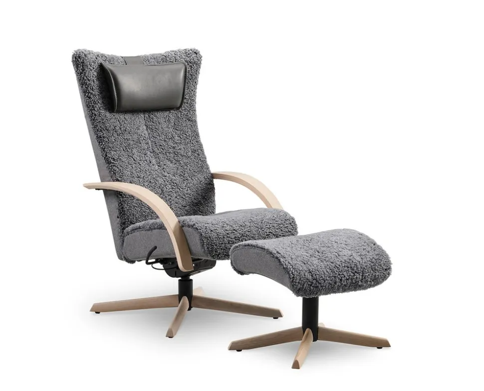 Delta Motion Wood Fåtölj med Pall | Original | Fårskinn