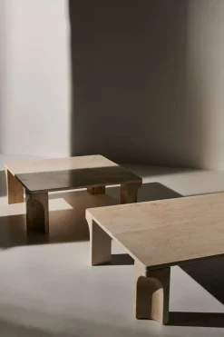 Doric Soffbord 140x80 | Neutral White Travertine