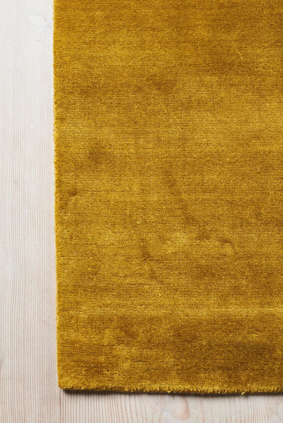 Earth Bamboo Matta Chinese Yellow 200x300