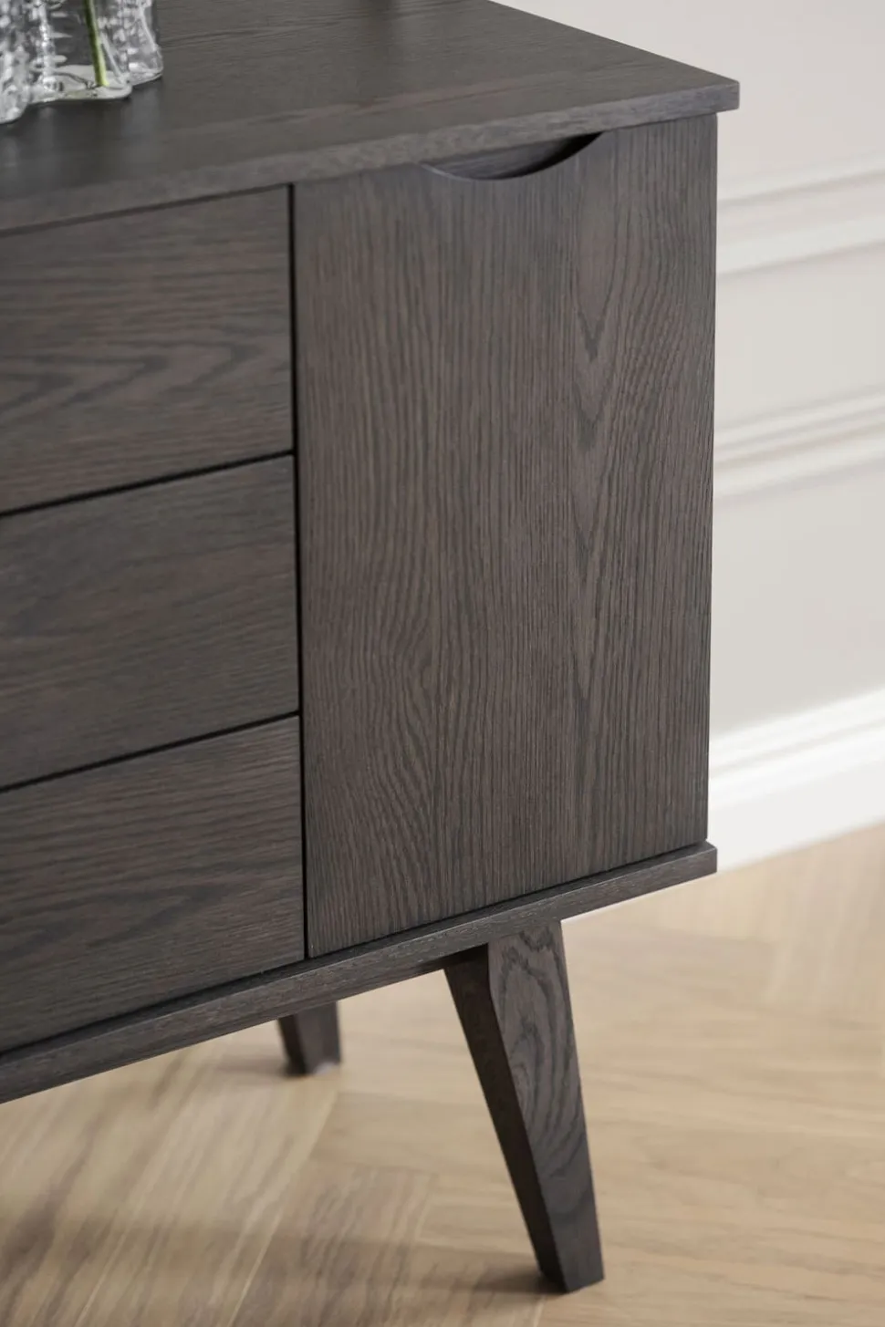 Filippa Sideboard 122 Mörkbrun Ek