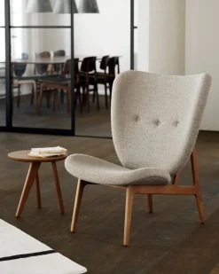 Fin Sidobord | Light Smoked Oak