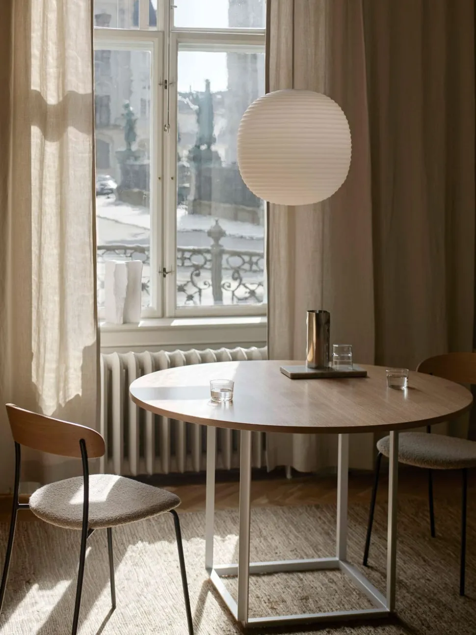Florence Matbord Ø120 | Svart Marquina Marmor/ Svart