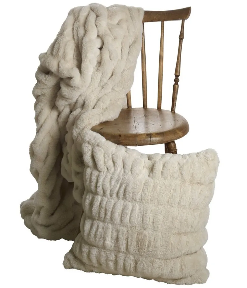Fluffy pläd | 130x170 | Creme