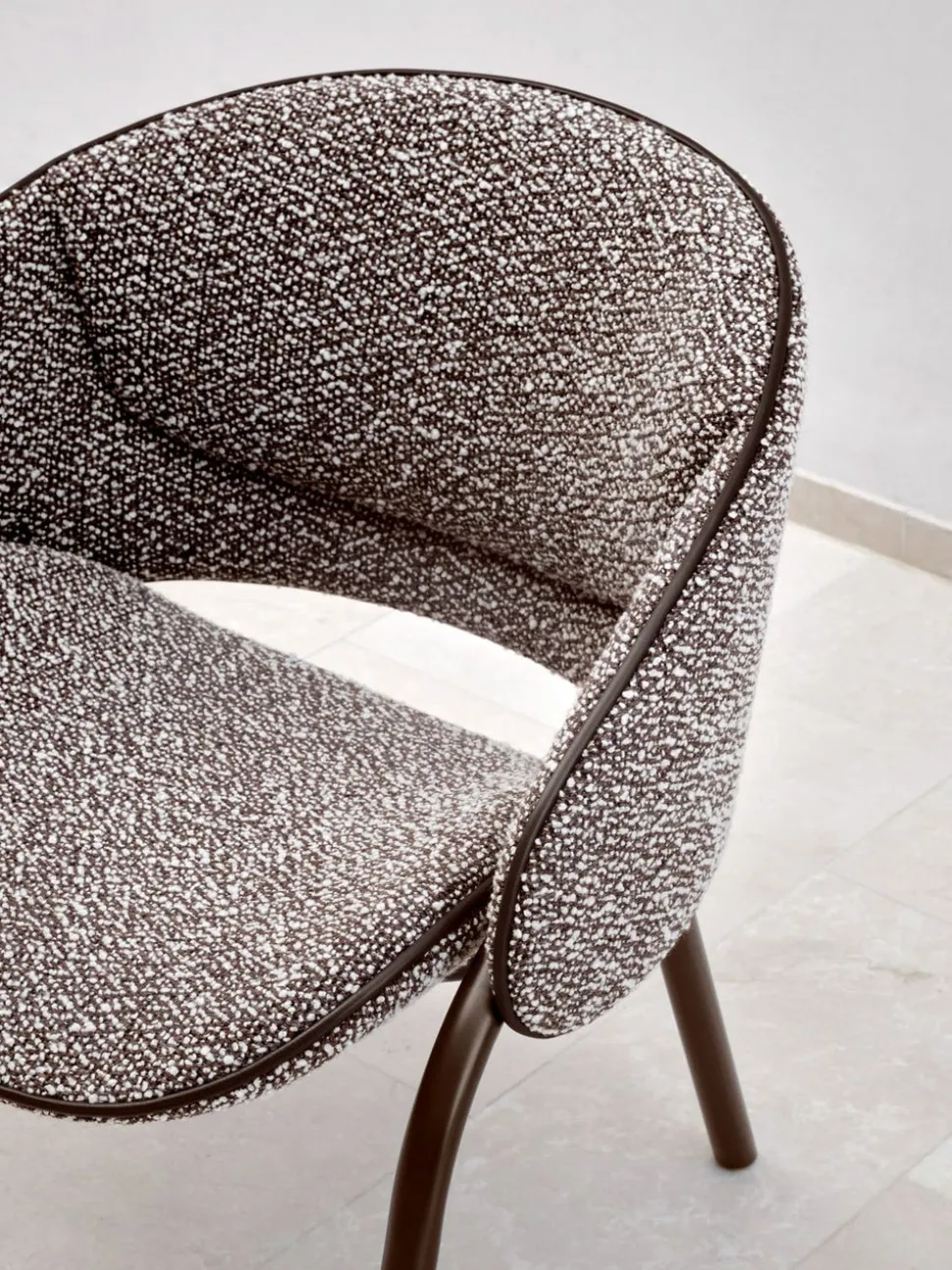 Folium Loungefåtölj