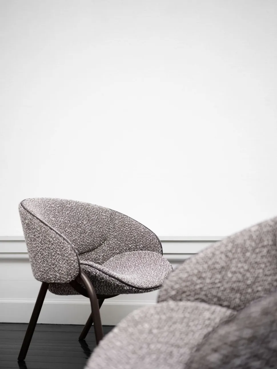 Folium Loungefåtölj