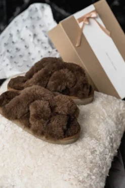 Gabriella Fårskinnstofflor Rusty Brown | Storlek 36