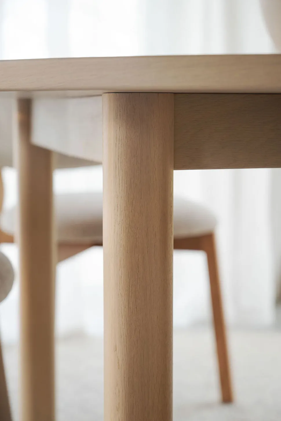 Gifford Matbord 220x105 | Vitpigmenterad Ek