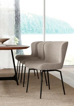 Glam Stol | Pebble Earth Bouclé/Antique Brass