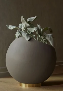 Globe Kruka | Svart Ø37