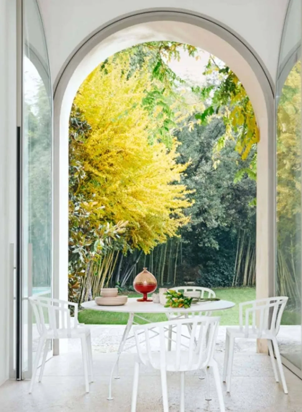 Glossy Bord Outdoor | 192x118, Vit skiva, vita ben