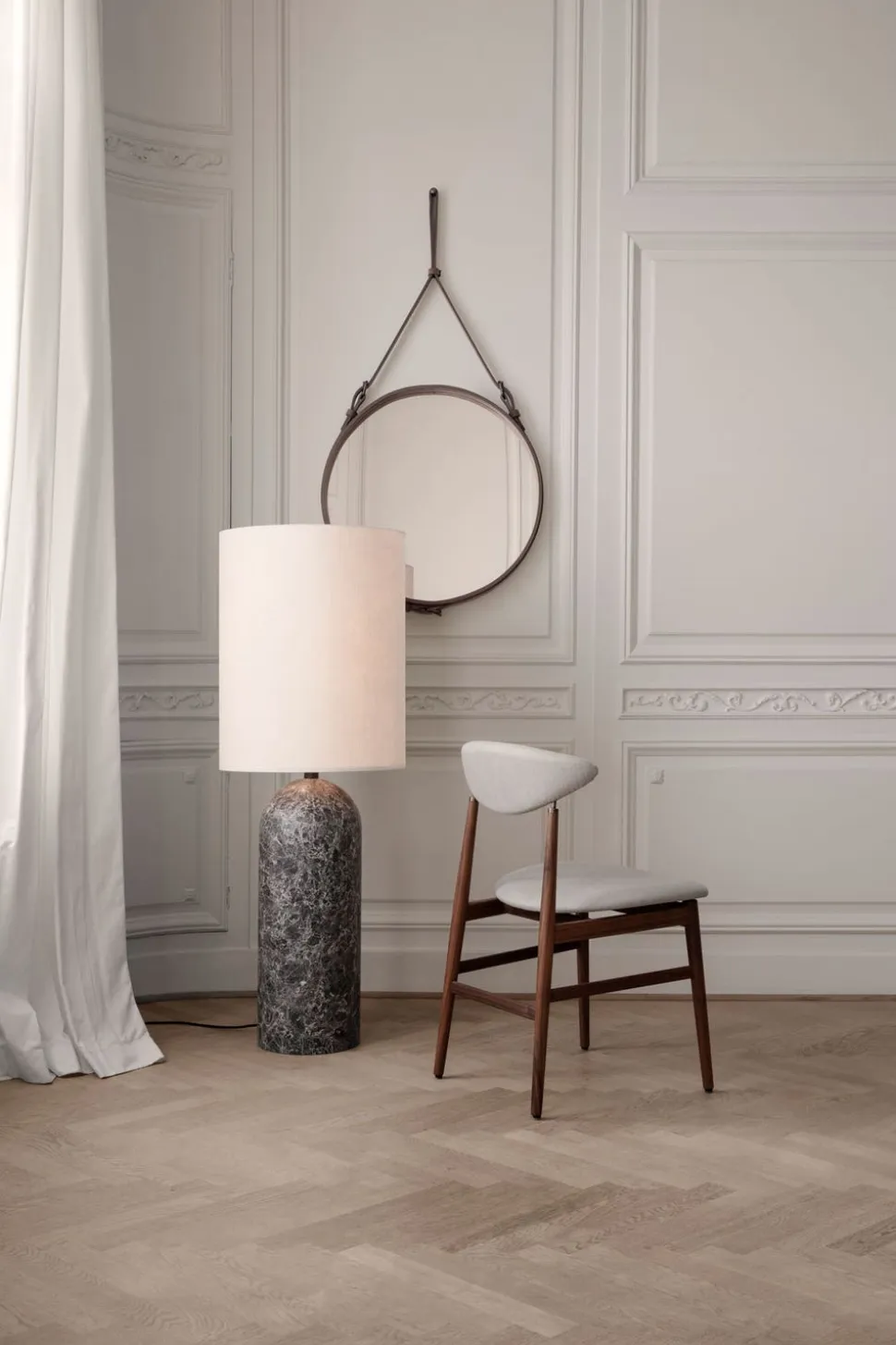 Gravity Golvlampa XL Hög | Grå Marmor, Canvas