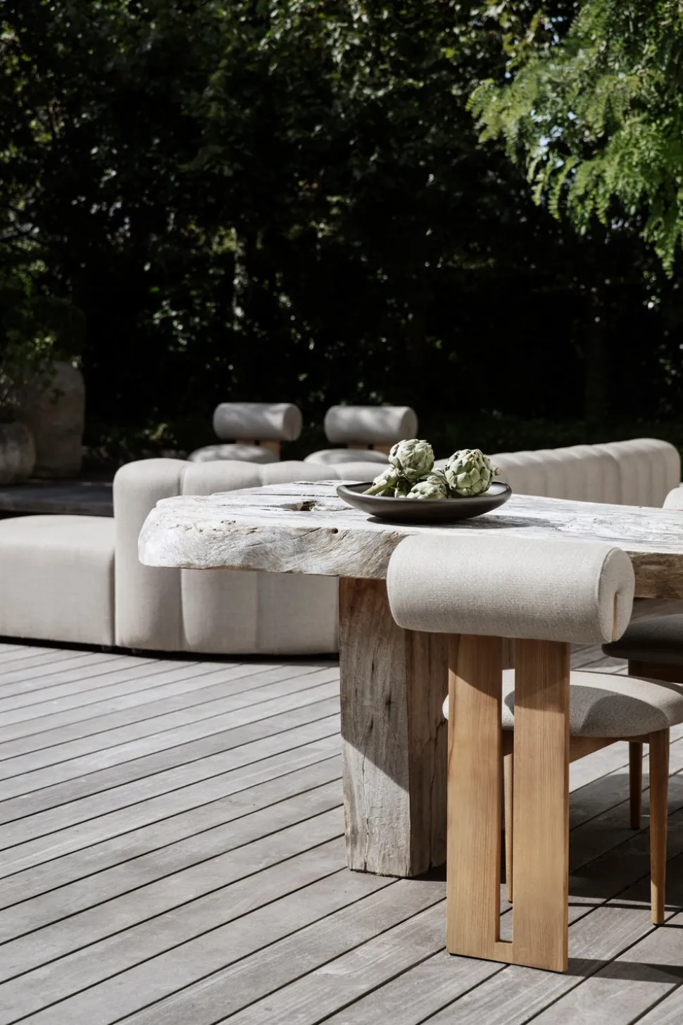 Hippo Chair Outdoor | Sunbrella Savane Coconut