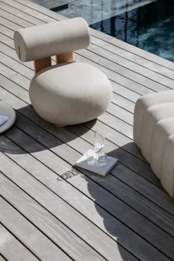 Hippo Lounge Chair Outdoor | Sunbrella Savane Coconut