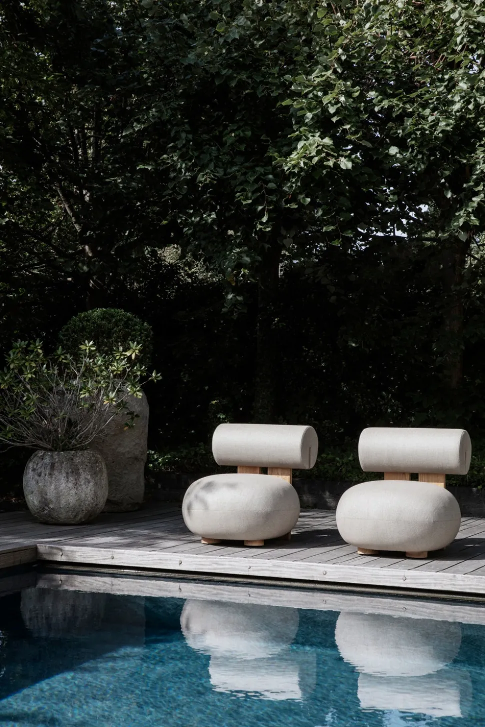 Hippo Lounge Chair Outdoor | Sunbrella Savane Coconut