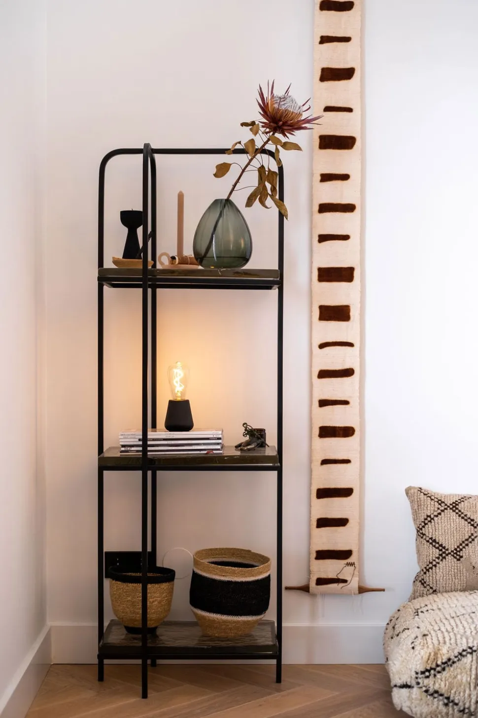 Humble One Bordslampa | Black Wood