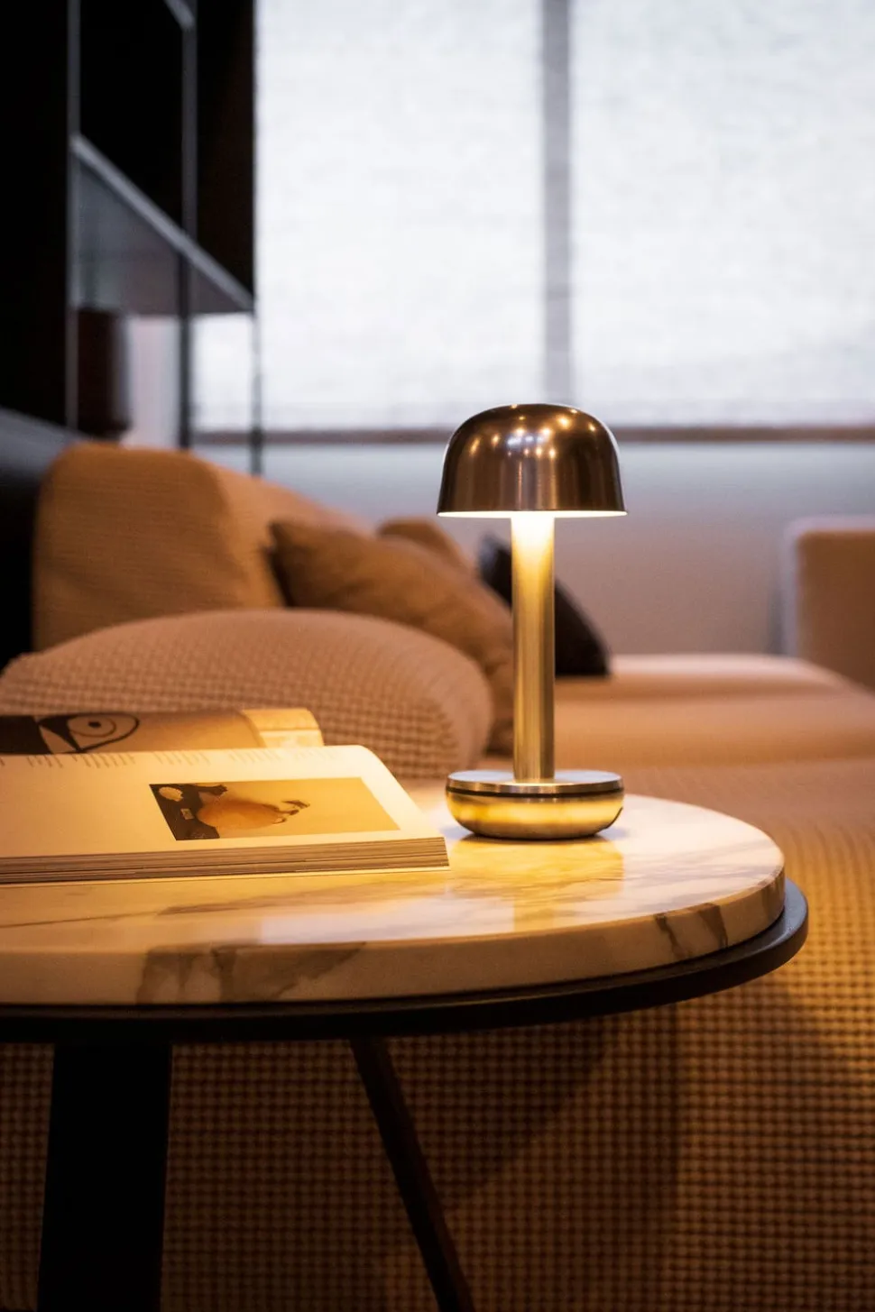Humble Two Bordslampa | Guld