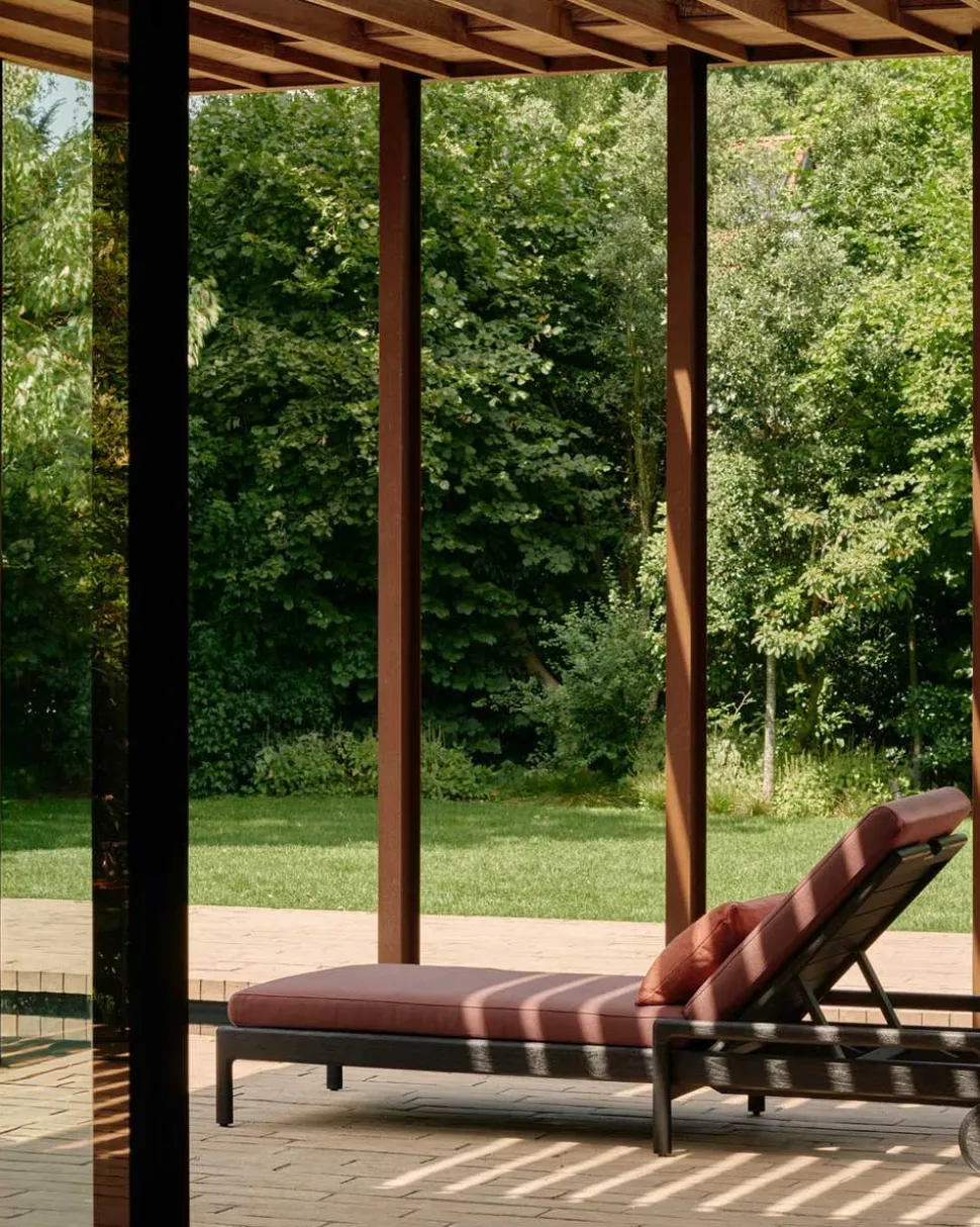 Jack Outdoor Solsäng Svartlack | Burgundy