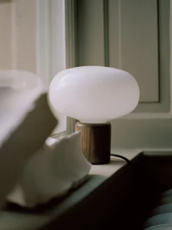 Karl-Johan bordslampa Svart Marmor