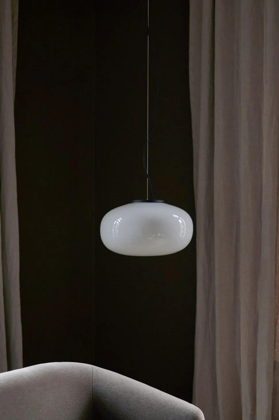 Karl-Johan Pendel Opalglas Small