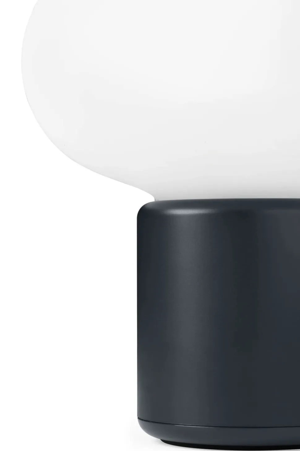 Karl-Johan Portabel Bordslampa | Cold Black
