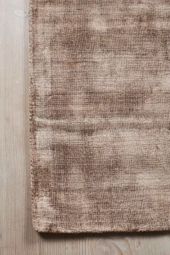 Karma matta nougat brown 200x300