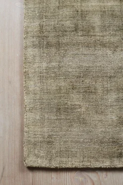 Karma matta olive green 200x300