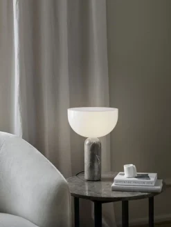 Kizu Bordslampa Small | Gris du Marais Marmor