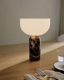 Kizu Portabel Bordslampa | Rosso Levanto Marmor